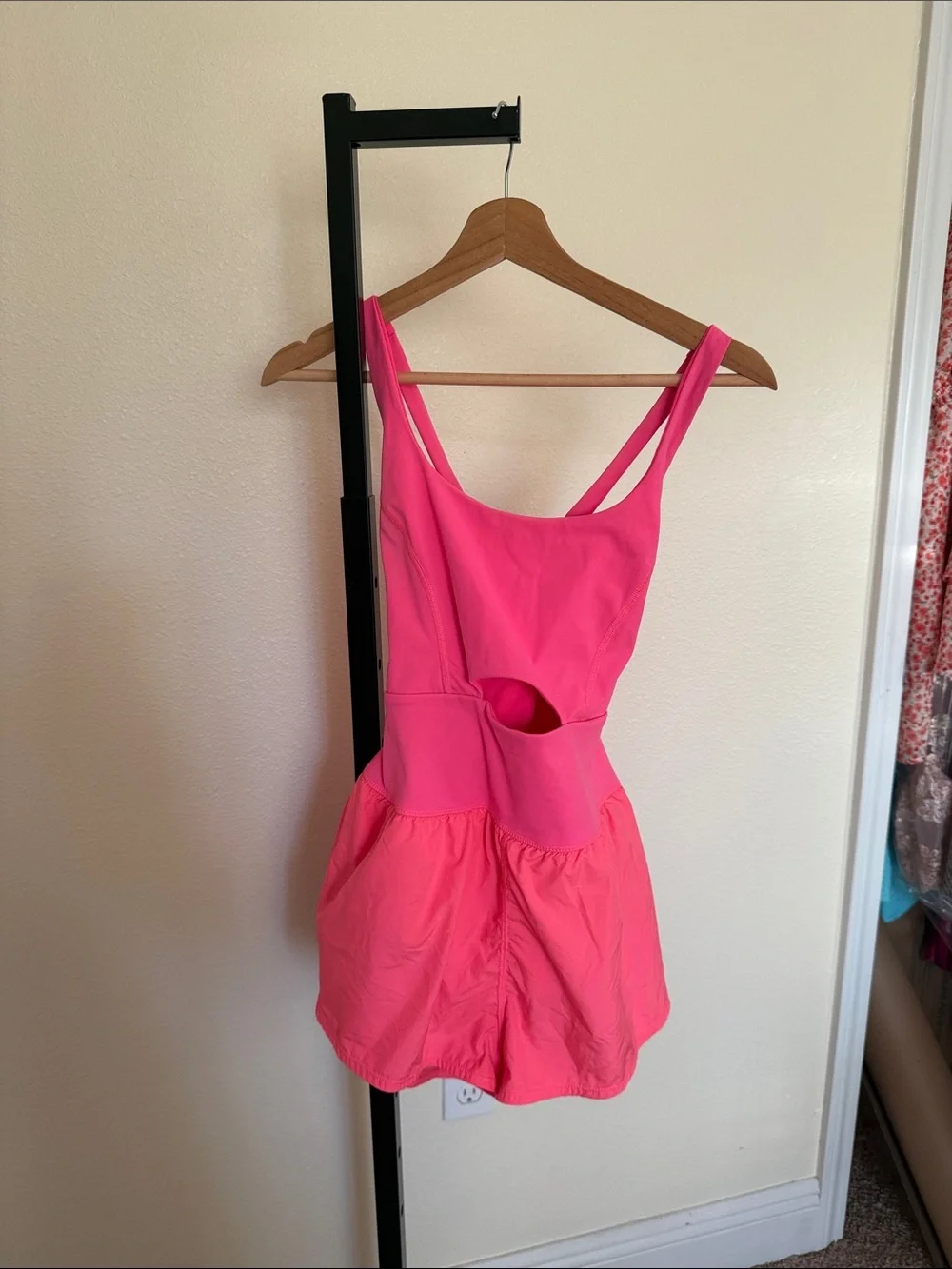 Free people 🌻Cutout Romper - Picture 13 of 13